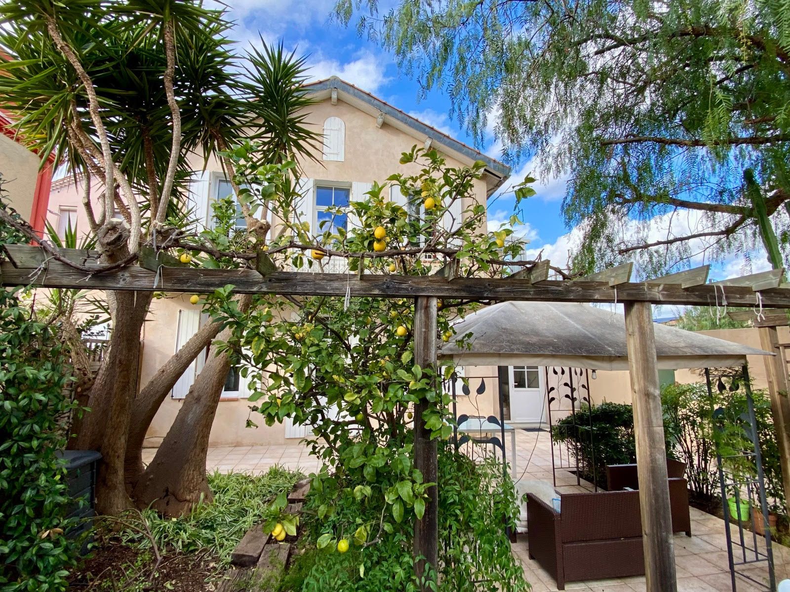 Maison-Villa - TOULON